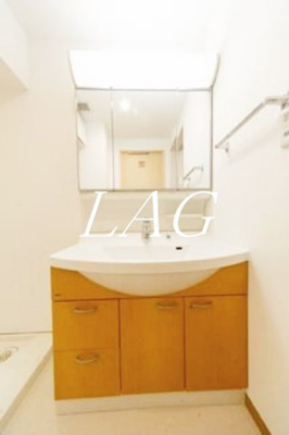 【洗面所】 | アルブル高輪 | 洗面台です。