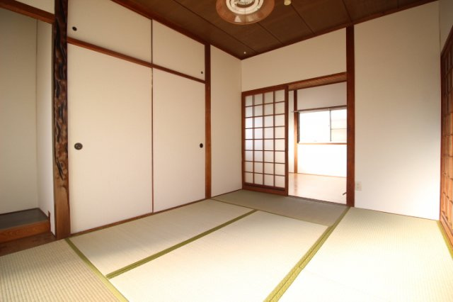 五海貸家の和室