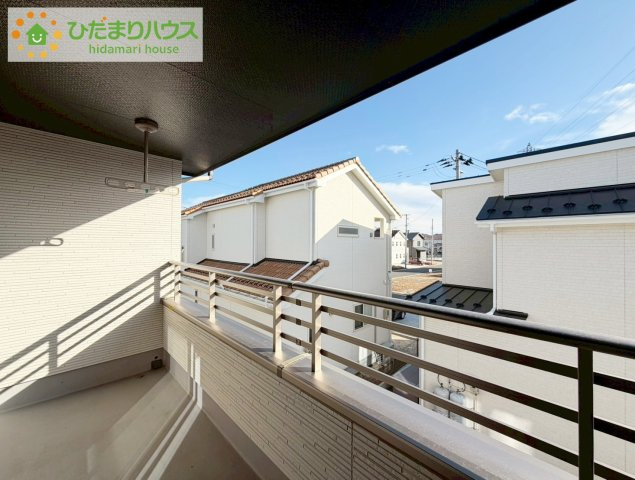 いわき市平幕ノ内　新築戸建　20号棟のバルコニー|お布団など大きいものも、充分に干せる広さがございます。人気のベランピングも楽しめる広さ！自宅のアウトドア空間でゆったり過ごせます。