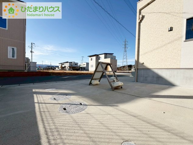 いわき市平幕ノ内　新築戸建　20号棟の駐車場|マイホームなら駐車場代がかかりません。しかも、自宅の駐車場で洗車が出来ます！今までコイン洗車に行っていた手間も省けて、節約にも繋がります(^^♪