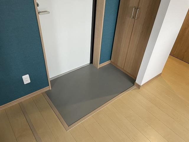 【玄関】ルミエール長町