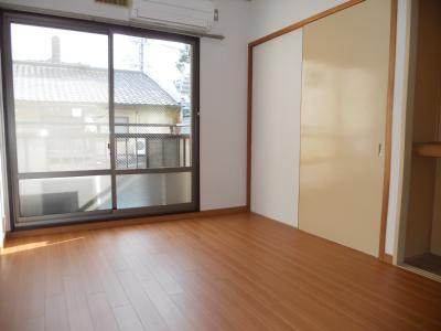 グリーンタウンの内装