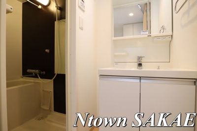 【洗面所】 | S-FORT大須観音 | 明るい洗面所です