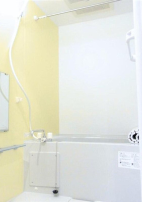 【浴室】 | イル・ピーノ | 追い焚き機能、浴室乾燥機付きバス。