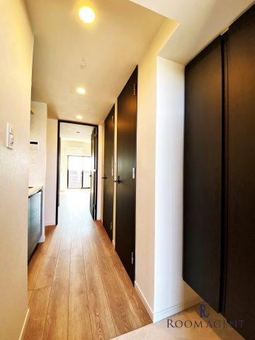 S-RESIDENCE尾頭橋clarityの玄関