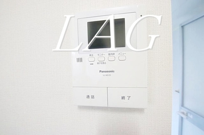 【セキュリティ】 | ダルタニアンコート | モニター付インターホンです。