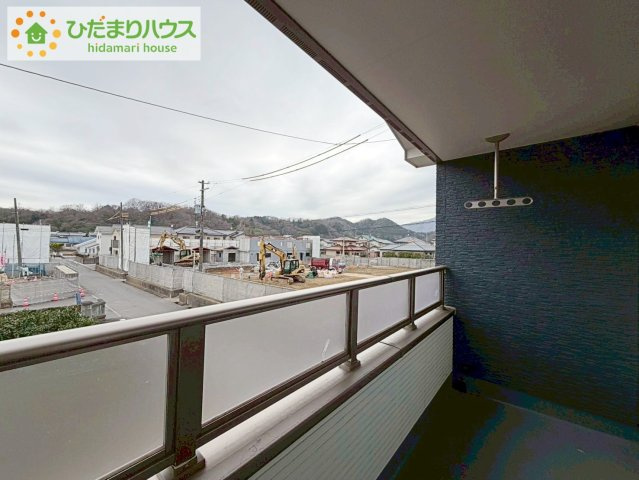 いわき市内郷内町　新築戸建　2号棟のその他|広いインナーバルコニーは、ランドリースペースだけでなく、椅子を置いて風にあたりながら読書なんていかがでしょうか(^^♪