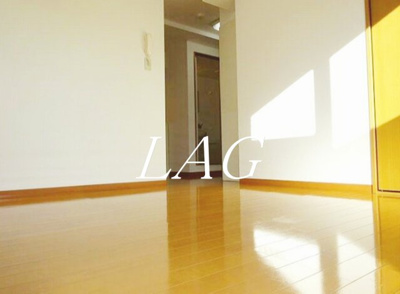 【居間・リビング】 | ヴァンヴェール方南町 | 洋室のお部屋です。