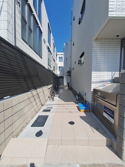 メゾン　ド　エスポワール滝野川のエントランス