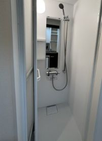 【浴室】 | LEDミラージュ | シャワールーム・トイレ別☆(同一仕様写真)