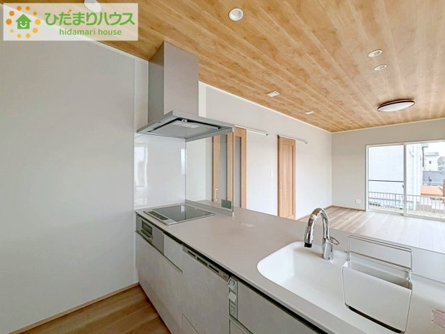 いわき市久之浜町エコタウン館の山（3-15）　新築未入居のキッチン|ご家族と会話しながら、お料理だって出来ちゃいます☆彡