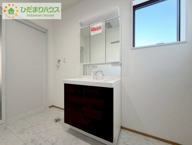 いわき市久之浜町エコタウン館の山（2-6）　新築戸建の独立洗面台|シンプルで使い勝手の良い独立洗面台！