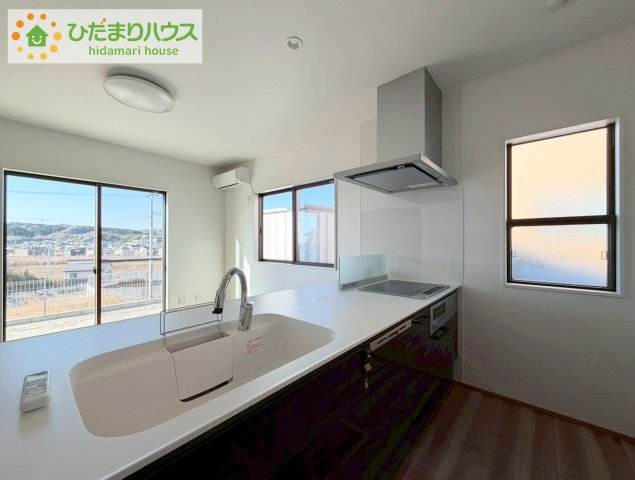 いわき市久之浜町エコタウン館の山（2-6）　新築戸建のキッチン|ご家族と会話しながら、お料理だって出来ちゃいます☆彡