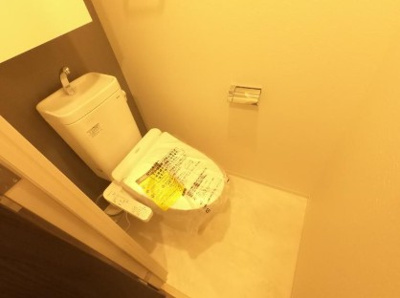 【トイレ】 | デュオステージ新高円寺 | 温水洗浄便座。