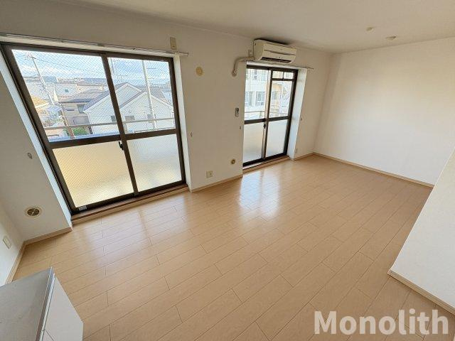 フェロービレッジの居間・リビング