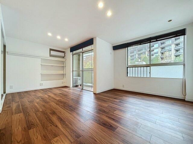 三田第二コーポラスの居間・リビング