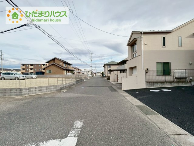 郡山市御前南第７　2号棟　新築戸建の前面道路含む現地写真|小中学校が近く、お子様の通学も安心♪