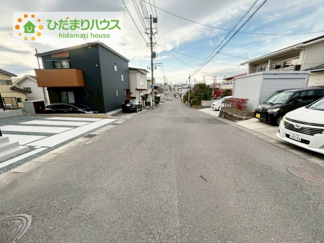 郡山市菜根三丁目の前面道路含む現地写真|閑静な住宅地で叶える穏やかな新生活☆彡