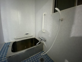尼崎次屋貸家の浴室