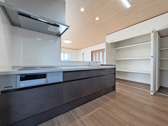 仙台市若林区今泉2丁目　未入居物件♪のキッチン