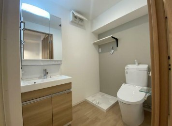 【トイレ】 | V-music中野 | 温水洗浄便座。