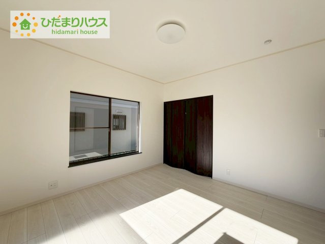 いわき市郷ケ丘3丁目　中古戸建の洋室|夏場に心地良いひんやり感はフローリングならでは☆彡