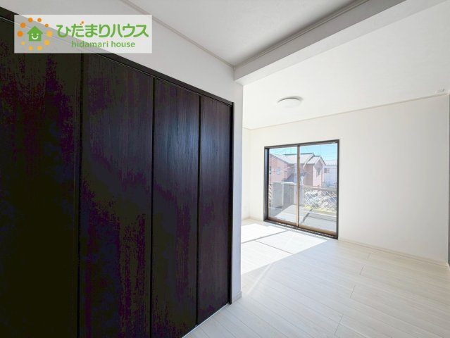 いわき市郷ケ丘3丁目　中古戸建の洋室|白を基調とした開放感あふれるルームデザイン(^^)