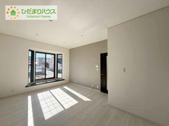 いわき市郷ケ丘3丁目　中古戸建の居間・リビング|早くお仕事終わらせて、家に帰りたくなるようなリビングです(^^♪