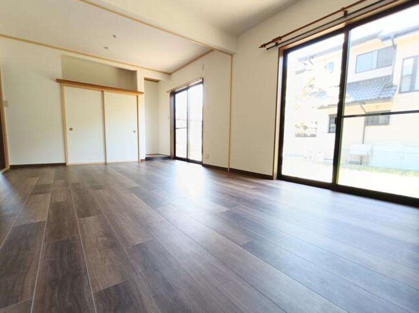 いわき市草木台4丁目　中古戸建の居間・リビング