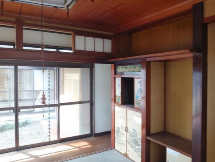 いわき市内郷高坂町立野　中古戸建の洋室