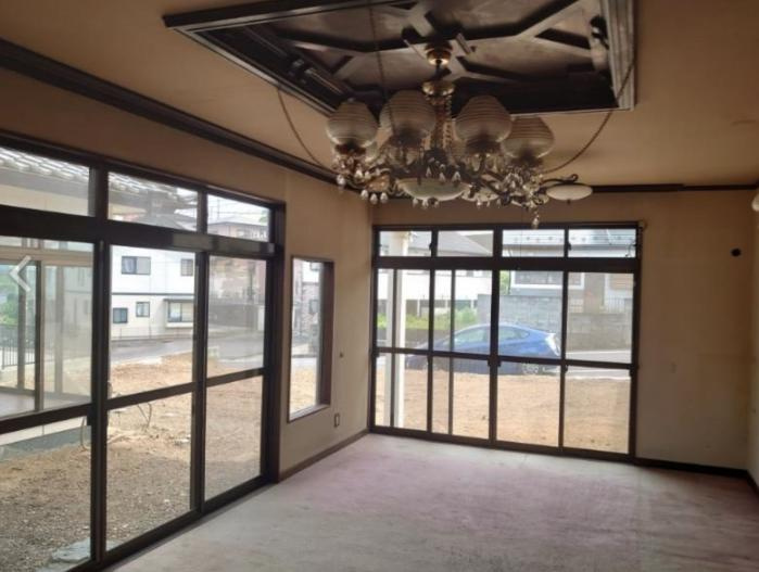 いわき市内郷高坂町立野　中古戸建の居間・リビング