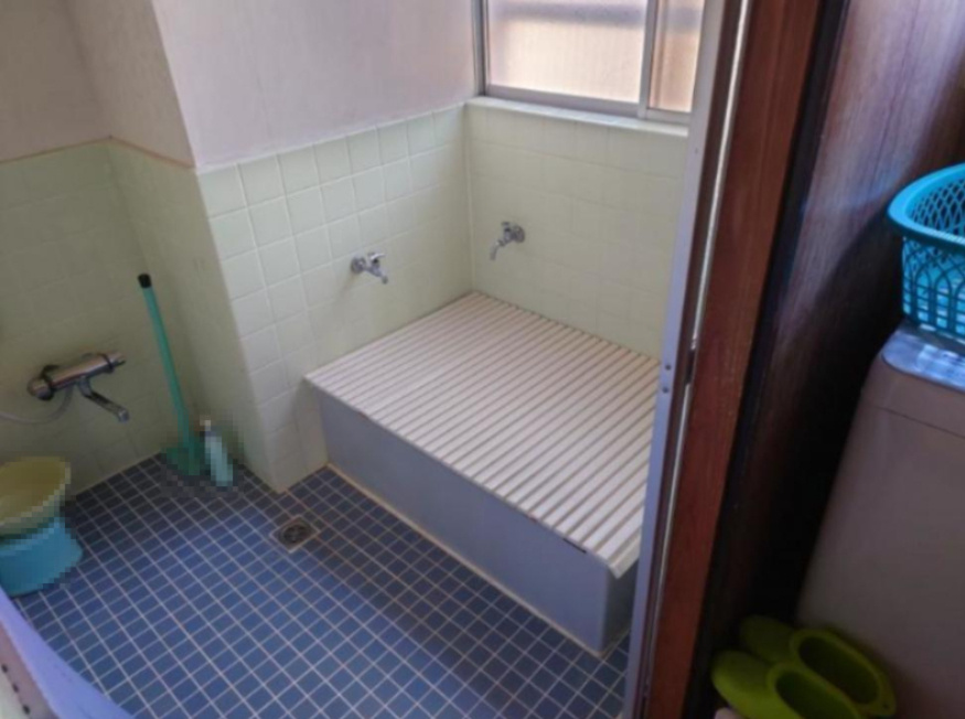 いわき市常磐湯本町天神　中古戸建の浴室