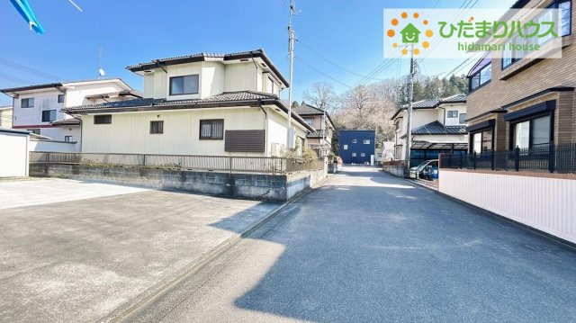 いわき市常磐湯本町宝海　中古戸建　の前面道路含む現地写真