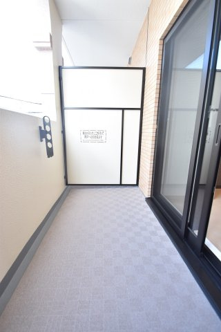 大阪市都島区都島中通２丁目の賃貸マンションのバルコニー