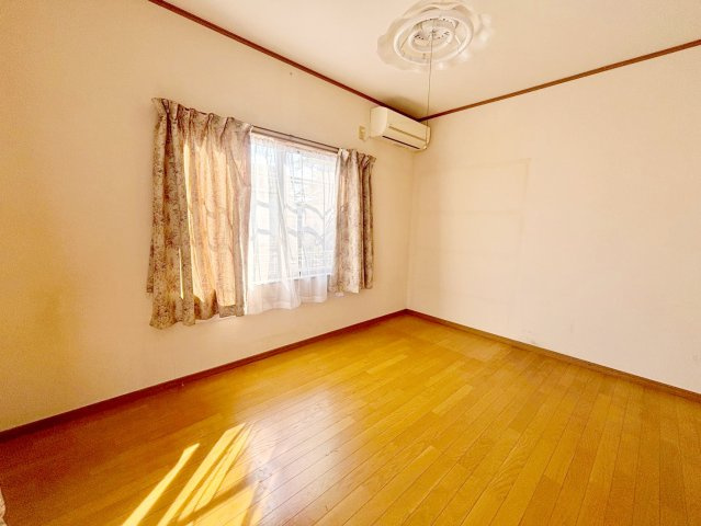 中古 戸建ての洋室