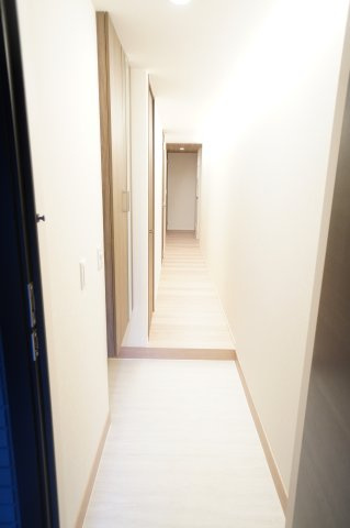 【玄関】 | CLASSEUM都賀 | ※同物件・同タイプの写真です。