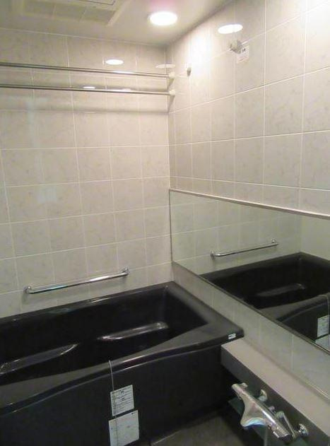 ドゥーエ千石の浴室