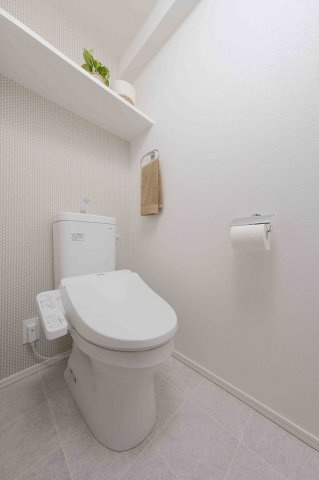 新品家具付きマンション港2(KaGood福岡)のトイレ|落ち着いたトイレです