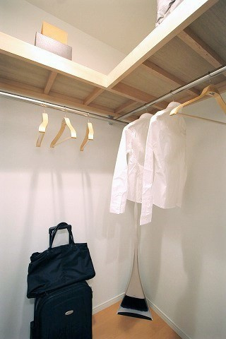 新品家具付きマンション博多駅南10(KaGood福岡)の収納|大きなものも収納できそうです