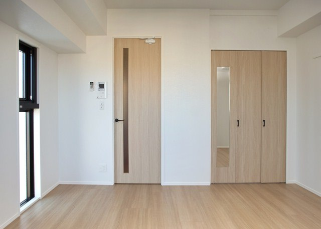 新品家具付きマンション美野島16(KaGood福岡)の洋室|使い勝手のいい洋室です