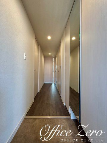 プレサンス名駅南ブリエの玄関