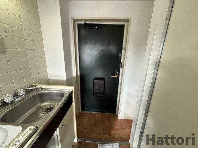 メゾン豊中パート16の玄関