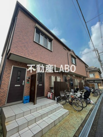 ドゥジエームの外観