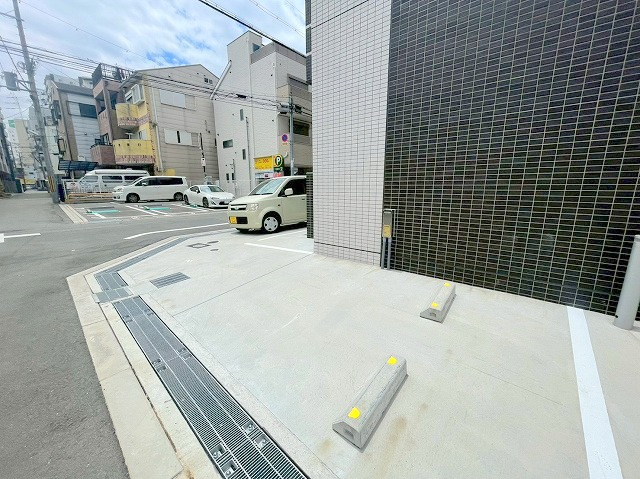 MJC大阪リベルテの駐車場