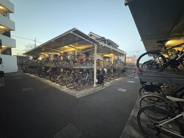 シーズガーデン武蔵藤沢のその他共用部分|駐輪場