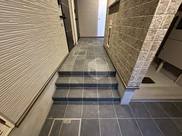 フジパレス高井田5番館のロビー