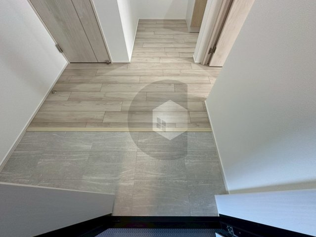 フジパレス高井田5番館の玄関