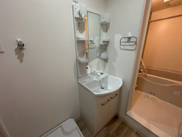 フジパレス高井田5番館の独立洗面台