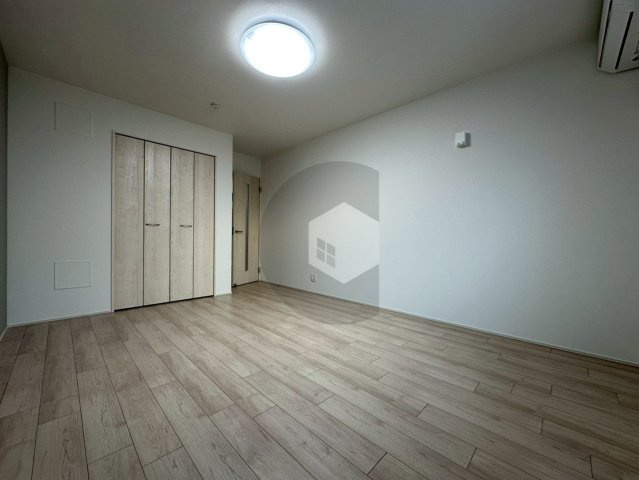 フジパレス高井田5番館の居間・リビング