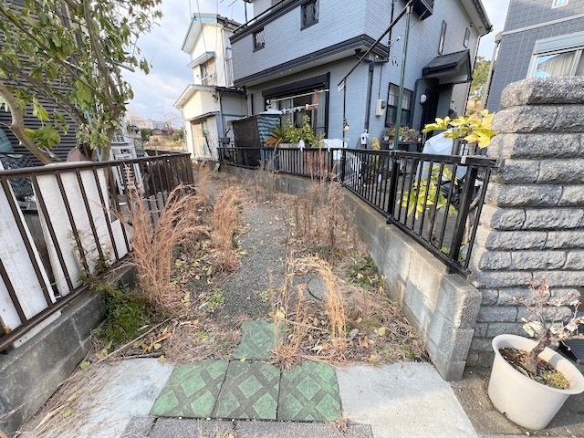 ◎茅ヶ崎市赤羽根　中古戸建の脱衣所|洗面脱衣所スペースです♪リネン棚もあり、収納力もございます◎